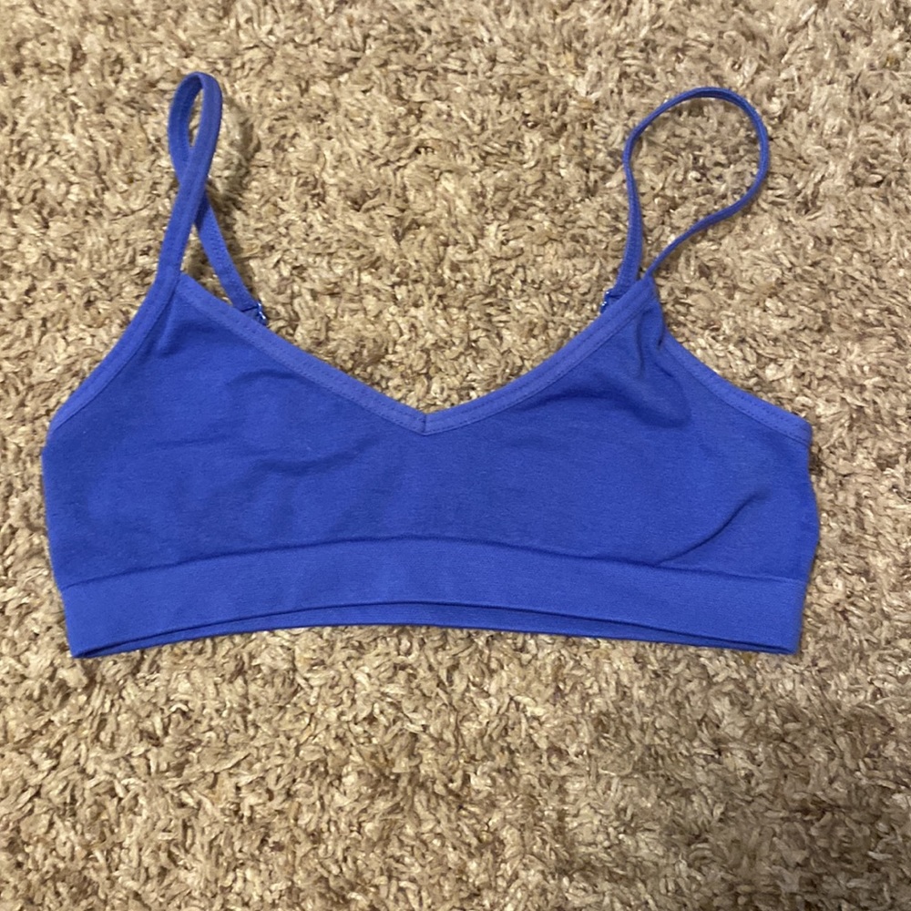 GIRLS SMALL BRAS! - Picture 6 of 9